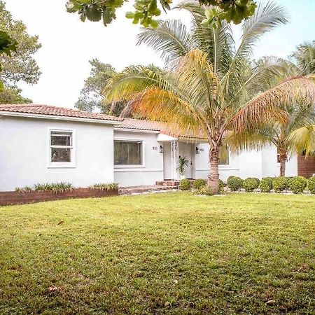 House With Pool, 10 Mins Drive To The Beach! Miami Shores Exterior foto