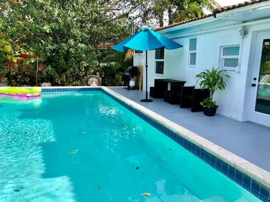 House With Pool, 10 Mins Drive To The Beach! Miami Shores Exterior foto