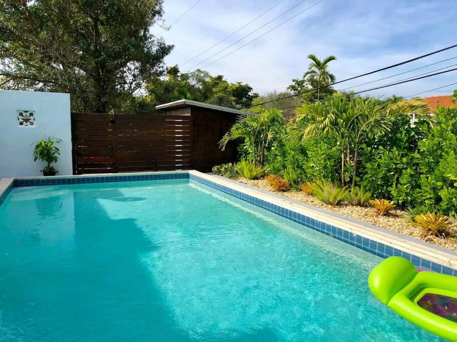 House With Pool, 10 Mins Drive To The Beach! Miami Shores Exterior foto