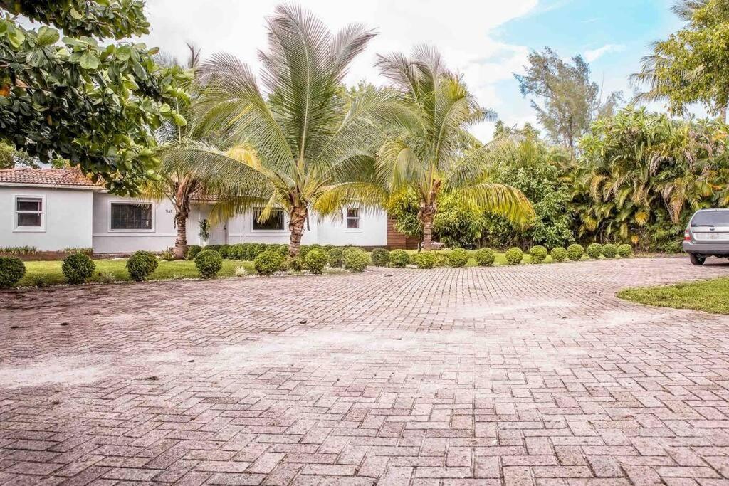 House With Pool, 10 Mins Drive To The Beach! Miami Shores Exterior foto