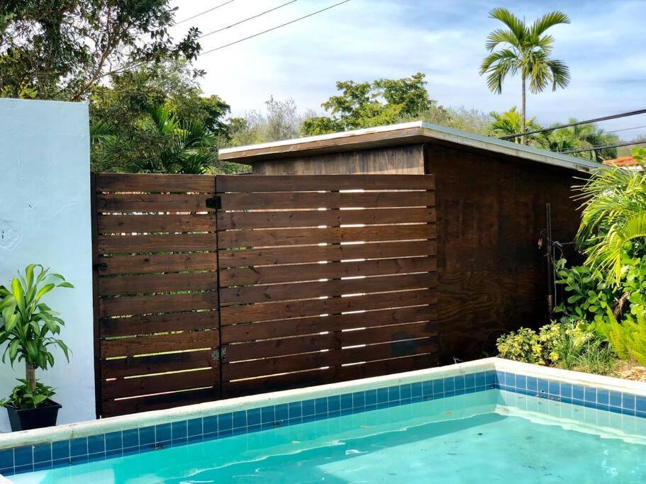 House With Pool, 10 Mins Drive To The Beach! Miami Shores Exterior foto