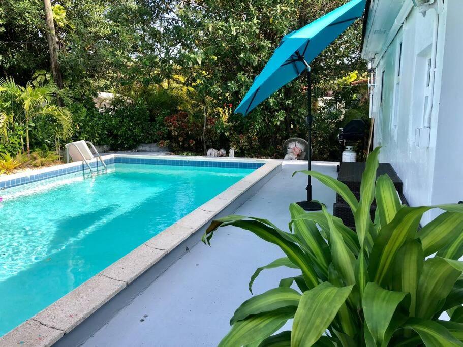 House With Pool, 10 Mins Drive To The Beach! Miami Shores Exterior foto